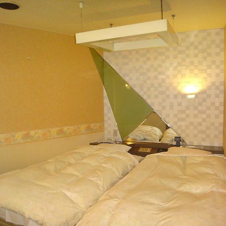 Utility Hotel Coo Yokoshibahikari Bagian luar foto
