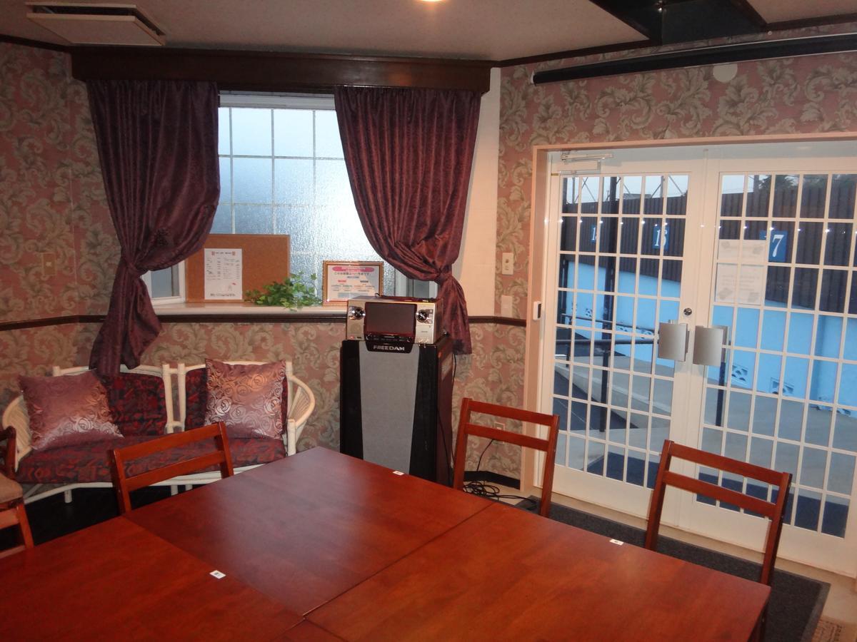 Utility Hotel Coo Yokoshibahikari Bagian luar foto